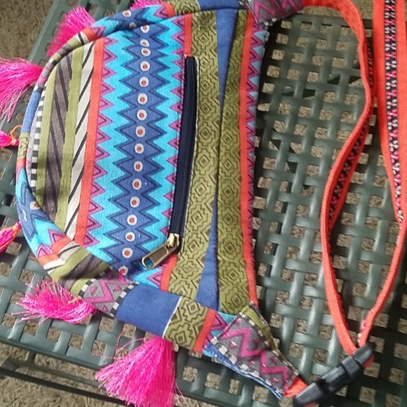 Purse - Picture 6 of 7